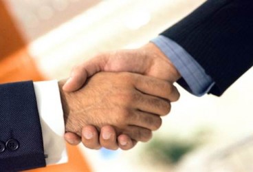 Personalità, la stretta di mano può rivelarla
