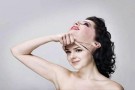 Donne, mentono su età e peso Donne, mentono su età e peso